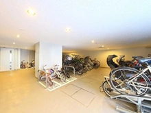 【東京都/杉並区方南】プラウド杉並方南町 駐輪場