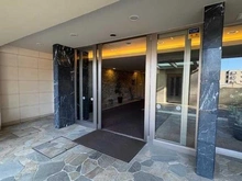 【神奈川県/川崎市麻生区上麻生】ヴェレーナ新百合ヶ丘 エントランス