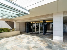 【神奈川県/川崎市麻生区上麻生】ヴェレーナ新百合ヶ丘 エントランス