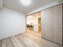 【神奈川県/川崎市宮前区宮前平】プラウドシティ宮崎台ウエストコート 洋室