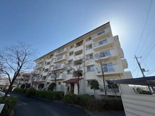 【東京都/多摩市落合】エステート落合 17号棟 外観