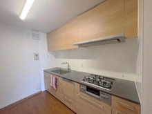 【東京都/多摩市落合】エステート落合 17号棟 キッチン：食洗機付き