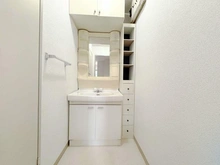 【神奈川県/川崎市麻生区白山】新ゆりグリーンタウンけやき街区 2号棟 洗面所