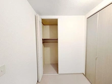 【神奈川県/川崎市麻生区白山】新ゆりグリーンタウンけやき街区 2号棟 収納