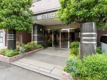 【神奈川県/川崎市高津区二子】クレッセント二子多摩川 エントランス