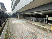 【神奈川県/川崎市多摩区菅馬場】マイキャッスル稲田堤　六番館 駐車場