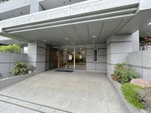 【東京都/多摩市諏訪】ミサワホームズ永山 エントランス