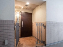 【神奈川県/川崎市麻生区万福寺】ノブレス新百合ヶ丘フォレストハウス 玄関