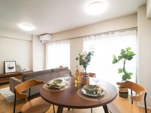 【神奈川県/川崎市多摩区菅稲田堤】第2コーポ清美 リビング・ダイニング