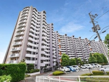 【神奈川県/川崎市麻生区白山】新ゆりグリーンタウン　ポプラ街区 2号棟 外観