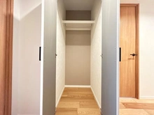 【神奈川県/川崎市麻生区白山】新ゆりグリーンタウン　ポプラ街区 2号棟 収納