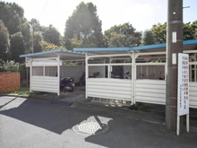 【神奈川県/川崎市多摩区東三田】生田住宅 1号棟 バイク置場