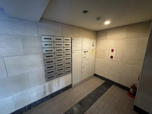 【神奈川県/川崎市多摩区登戸】ドメスセレーナ向ヶ丘遊園 宅配BOX