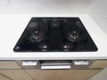 【神奈川県/川崎市多摩区生田】クレストフォルム生田グランヒルズ キッチン：三口コンロ