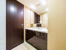 【神奈川県/川崎市高津区北見方】パークスクエア二子多摩川 洗面所