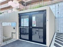 【神奈川県/川崎市多摩区生田】クレストフォルム生田グランヒルズ ゴミ置場