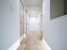 【神奈川県/川崎市麻生区王禅寺西】ヒルズ新百合ヶ丘 廊下