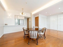 【神奈川県/川崎市麻生区栗木台】プラウディア栗木台 リビング・ダイニング：ご希望の場合家具付き販売も可能です