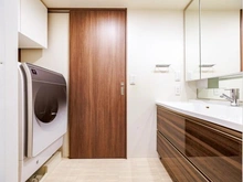 【神奈川県/川崎市麻生区上麻生】プレミスト上麻生 洗面所