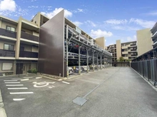 【神奈川県/川崎市中原区井田中ノ町】グランドメゾン元住吉 ノーステラス 駐車場