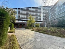 【神奈川県/大和市中央】ドレッセ中央林間 エアリーコート 敷地内