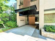 【東京都/日野市多摩平】プラウドシティ豊田多摩平の森 B棟 エントランス