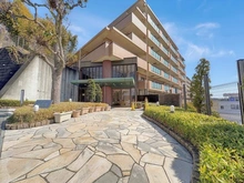 【神奈川県/川崎市麻生区上麻生】クレアガーデン麻生台 アプローチ（メインエントランス）