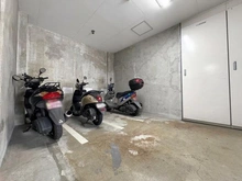 【神奈川県/川崎市麻生区上麻生】クレアガーデン麻生台 バイク置き場