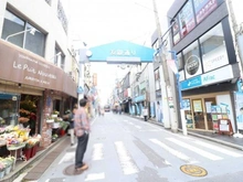 【神奈川県/横浜市港北区箕輪町】プラウドシティ日吉レジデンスII 浜銀通り（現地より約840m）