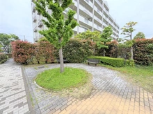 【神奈川県/横浜市港北区日吉本町】サンヴァリエ日吉　 第11号棟 敷地内施設