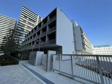 【神奈川県/横浜市港北区箕輪町】プラウドシティ日吉レジデンスII 箕輪小学校（現地より約120m）