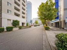【神奈川県/横浜市港北区新横浜】D’クラディア新横浜PLATINUM SOLID 前面道路