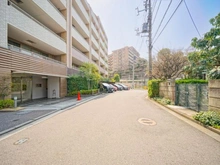 【神奈川県/横浜市港北区菊名】サンクタス菊名リネアストリシア 前面道路
