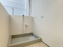 【神奈川県/横浜市港北区新横浜】リビオ新横浜 共用部：ペット足洗い場