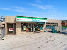 【神奈川県/横浜市港北区箕輪町】プラウドシティ日吉レジデンスI  ファミリーマート箕輪町一丁目店（現地より約500m）