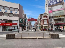 【神奈川県/横浜市港北区箕輪町】プラウドシティ日吉レジデンスI 日吉中央通り（現地より約920m）