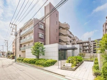 【神奈川県/横浜市港北区箕輪町】シャリエ日吉 外観