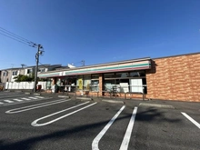 【神奈川県/横浜市港北区箕輪町】シャリエ日吉 セブンイレブン横浜日吉7丁目店（現地より約220m）：