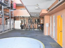 【神奈川県/横浜市港北区大豆戸町】ハイセレサ菊名アクティール 駐輪場