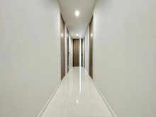 【神奈川県/横浜市港北区大豆戸町】ハイセレサ菊名アクティール 廊下