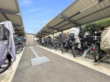 【神奈川県/横浜市港北区大豆戸町】プラウド大倉山サウスコート 駐輪場