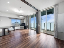 【神奈川県/横浜市港北区箕輪町】プラウドシティ日吉 レジデンスI 洋室：LDK横洋室 約6.0帖