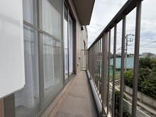 【神奈川県/横浜市港北区菊名】ラ・ベル菊名 バルコニー：洋室約7.6帖側