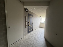 【神奈川県/横浜市港北区菊名】ラ・ベル菊名 ポーチ