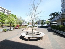 【神奈川県/横浜市港北区箕輪町】日吉ロイヤルマンション 敷地内