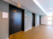 【神奈川県/横浜市港北区箕輪町】プラウドシティ日吉レジデンスII 共用部：エレベーターホール