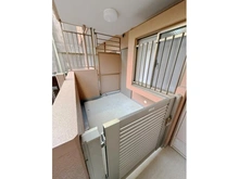 【神奈川県/川崎市高津区東野川】ハイホーム鷺沼東 ポーチ