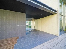 【神奈川県/横浜市港北区箕輪町】プラウド日吉 エントランス