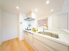 【神奈川県/横浜市港北区篠原町】朝日パリオ新横浜 キッチン