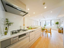 【神奈川県/横浜市港北区篠原町】朝日パリオ新横浜 キッチン